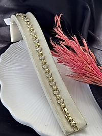 Kalpli yıldız detaylı  14k altın kapalama çelik bileklik