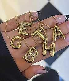 Gold Balon harf Çelik kolye (istenilen harfi sipariş notunda belirtiniz)